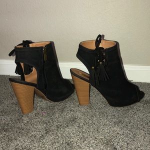 Black heeled booties